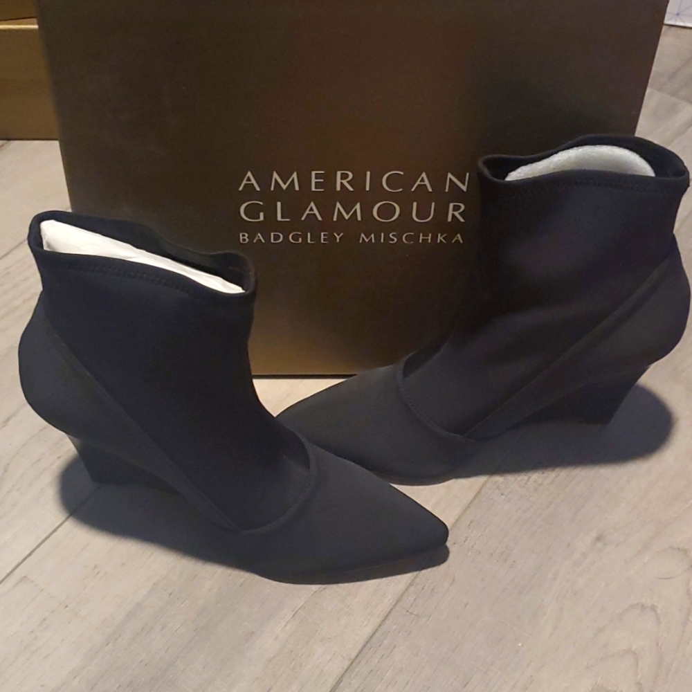 American Glamour Badgley Mischka wedge ankle booties